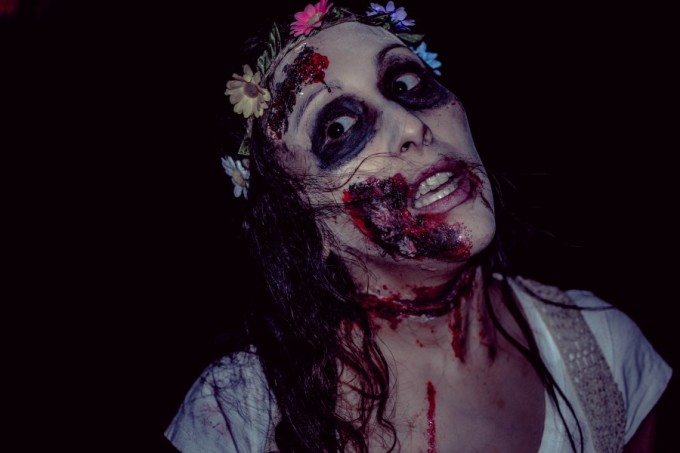 Zombie makeup