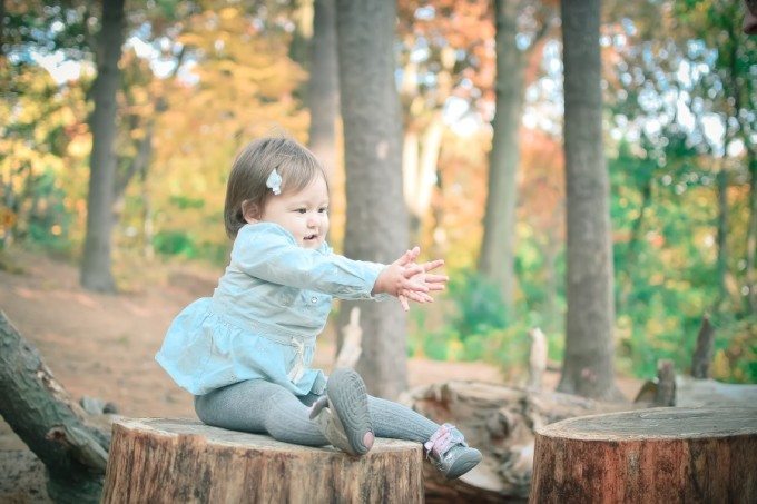 baby wants a hug