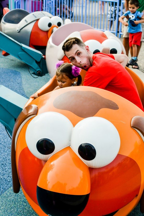 elmo ride