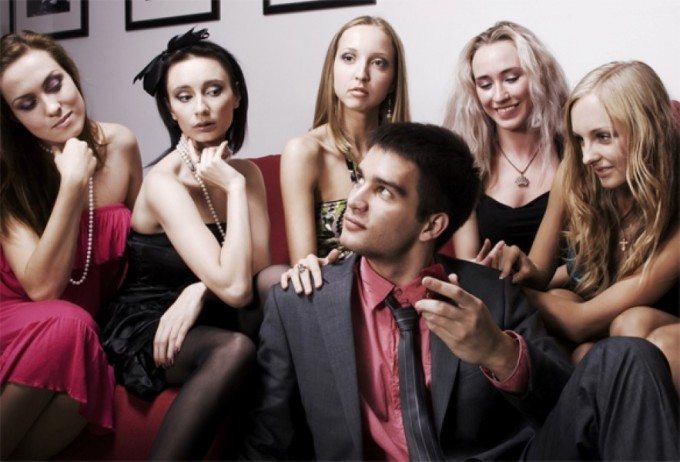 man having female friends