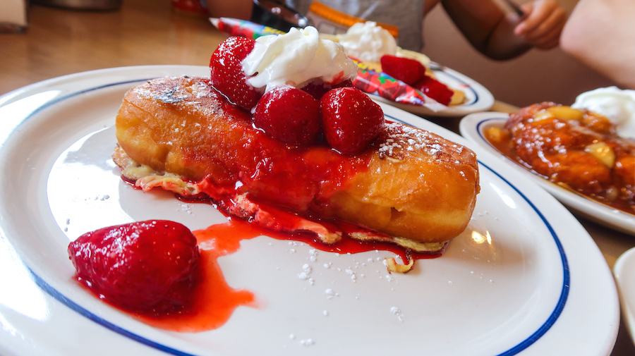 strawberry donut ihop