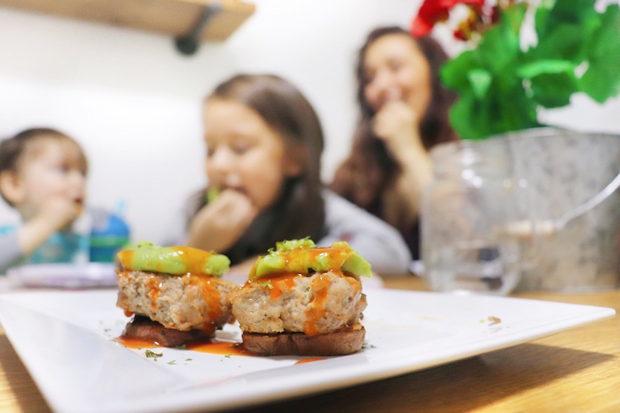 Fast and easy dinner recipes -- Loaded Taco Sweet Potato Sliders