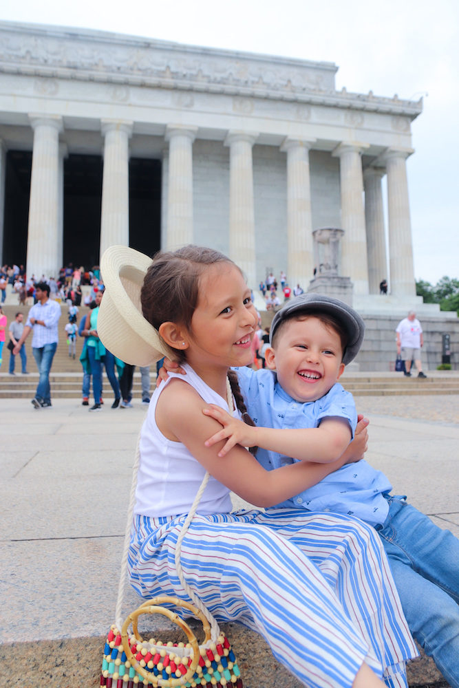 lincoln memorial statue